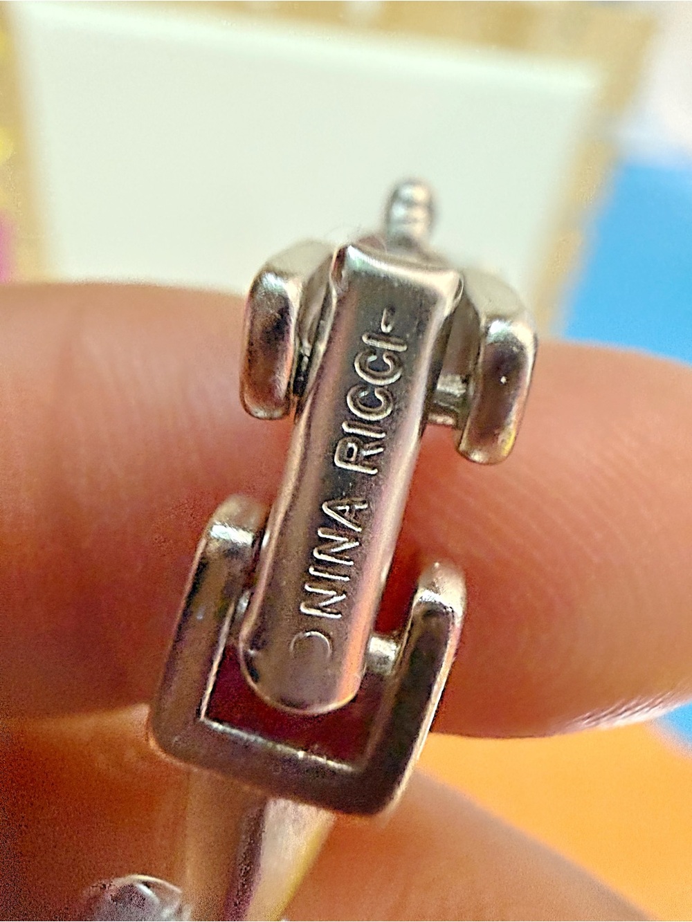 GIVEAWAY NINA RICCI NECKLACE - Picture 2 of 3
